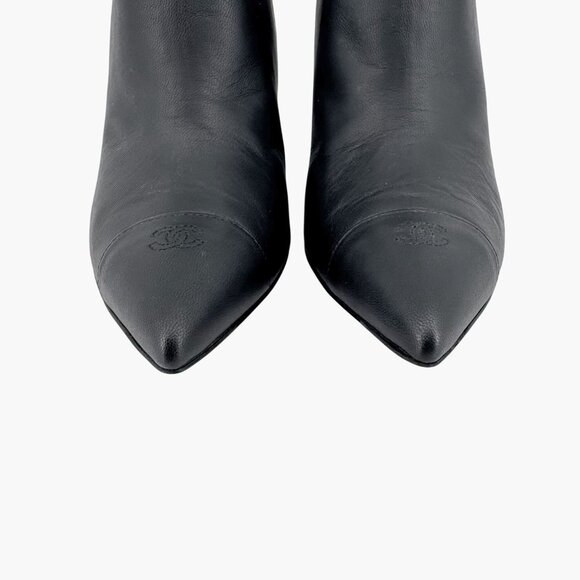 Chanel CC Black Leather Pointed Chain Wedge Ankle Boot Bootie Size 39.5 US 8.5-9 - Picture 6 of 16